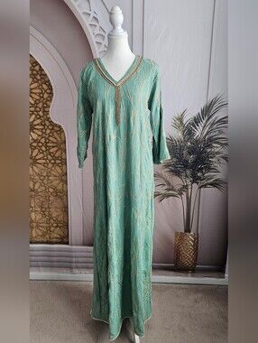 SHEIN Mint Green Maxi Caftan with Gold Embroidered Detail